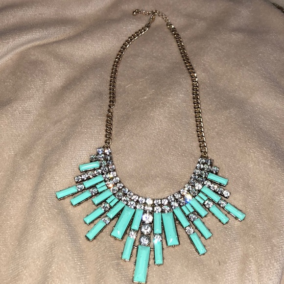 Turquoise look a like necklace - Picture 2 of 6